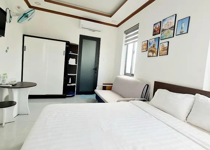 - Canary Bảo Khách sạn 3*