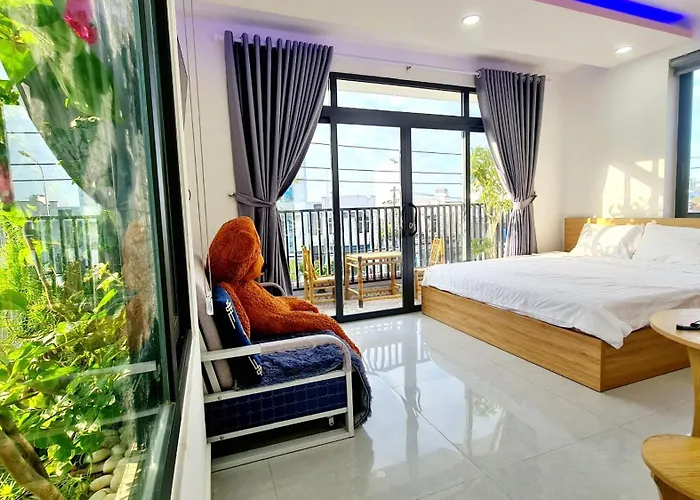 - Canary Bảo Khách sạn 3*