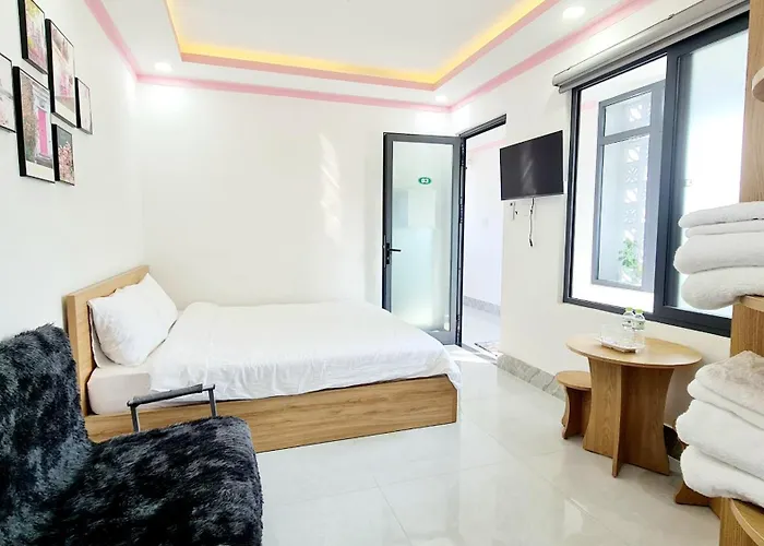 Khách sạn - Canary Bảo 3*