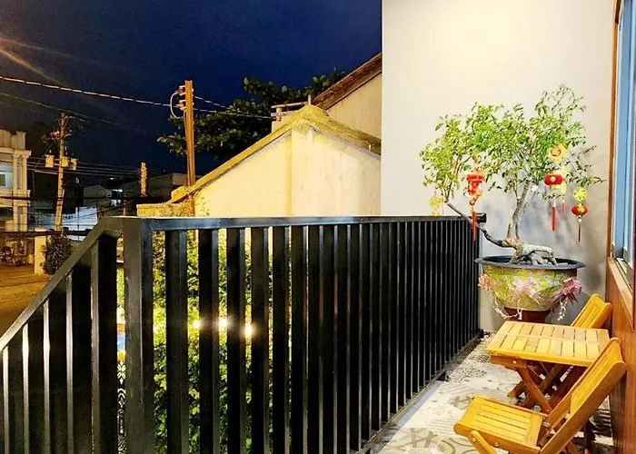 - Canary Bảo Khách sạn 3*