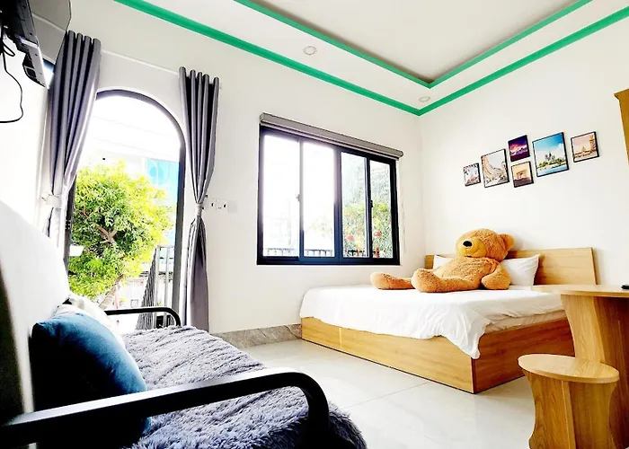- Canary Bảo Khách sạn